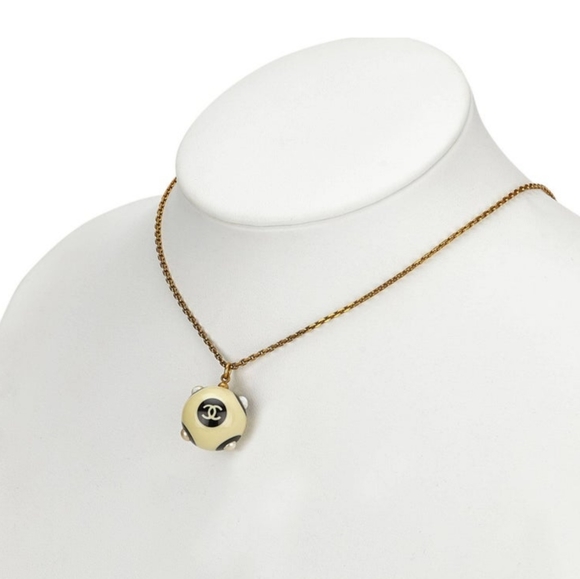 AUTHENTIC CHANEL necklace - Picture 1 of 12